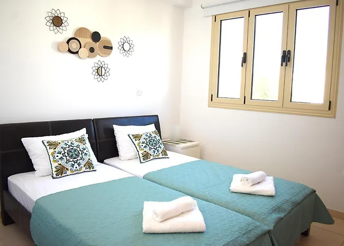 Palm Village Escape Villa *