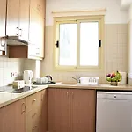Palm Village Escape *